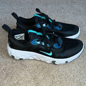 Nike Renew Sneakers